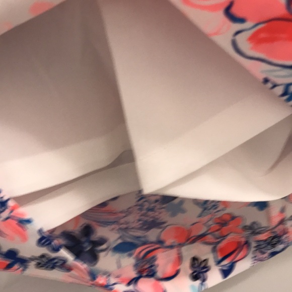 New Lilly Pulitzer Skort - Picture 9 of 9
